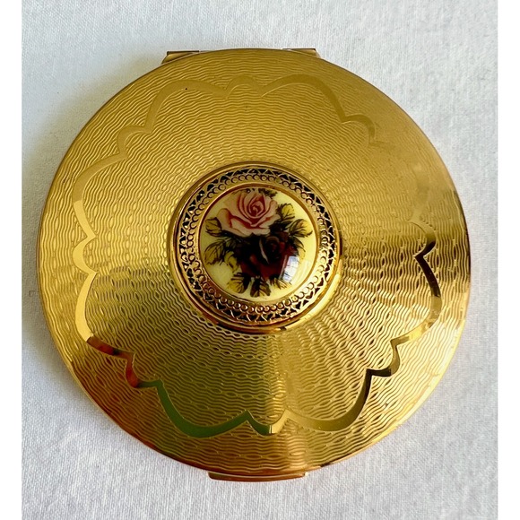 Stratton Other - Vintage Stratton England Gold Tone Rose Compact Mirror Powder Case Scalloped